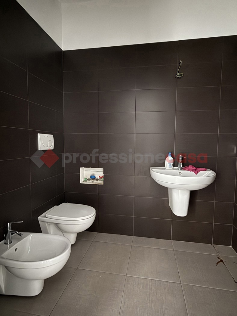 Ufficio nuovo a Taranto