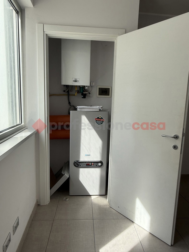 Ufficio nuovo a Taranto