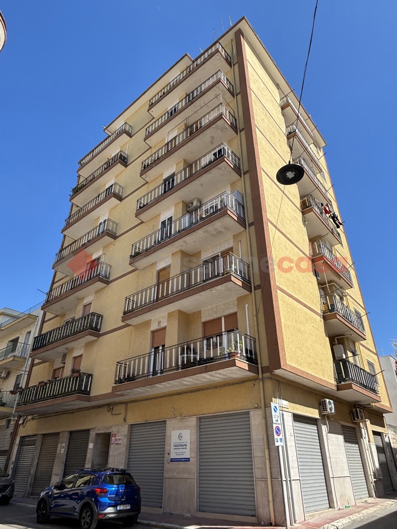Quadrilocale in vendita a San Giorgio Ionico