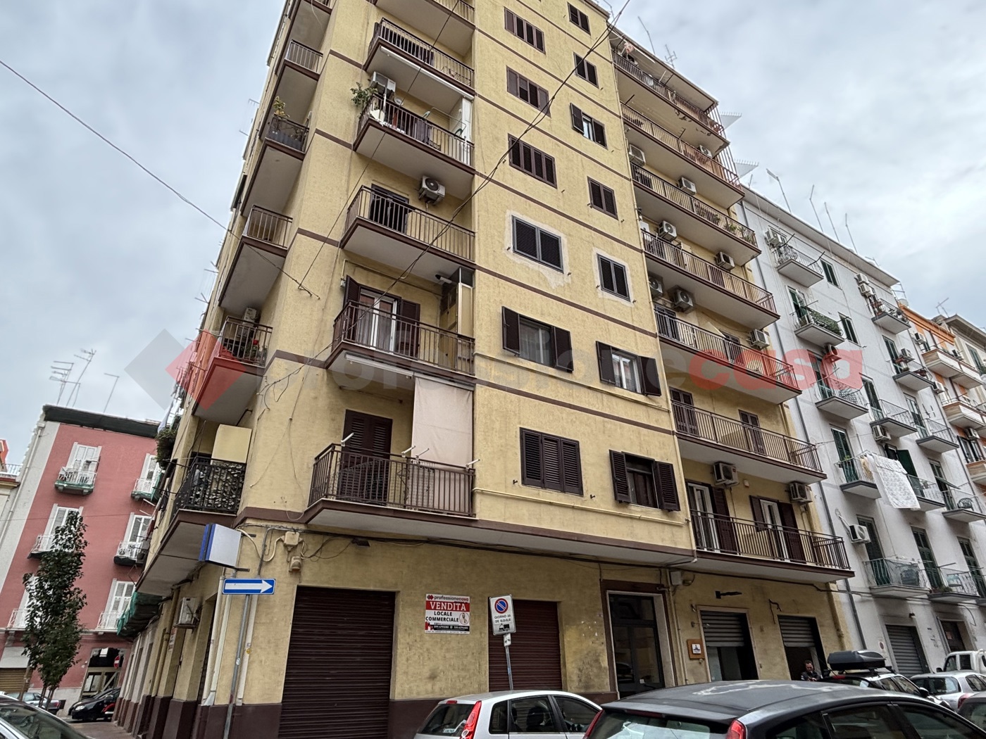 Box/Garage 70mq in vendita a Taranto