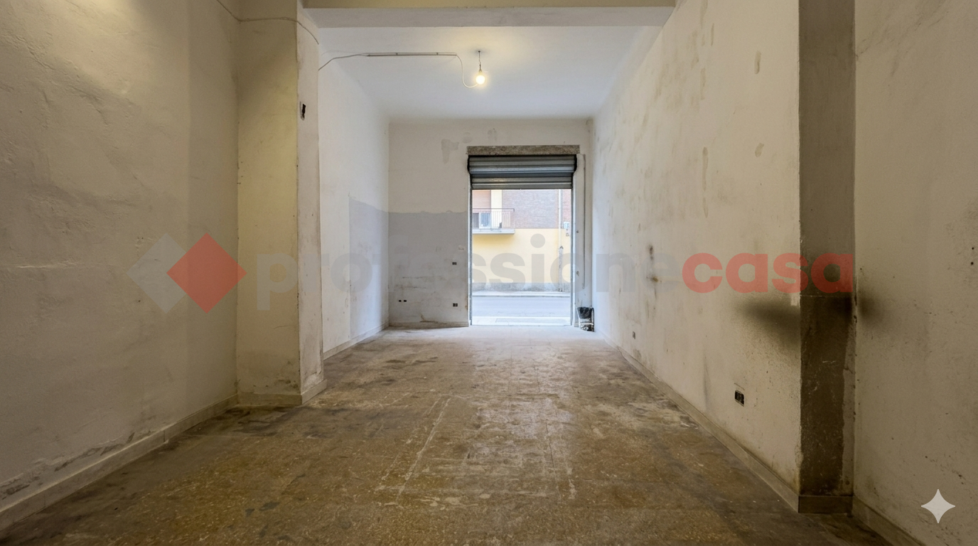 Box/Garage 70mq in vendita a Taranto