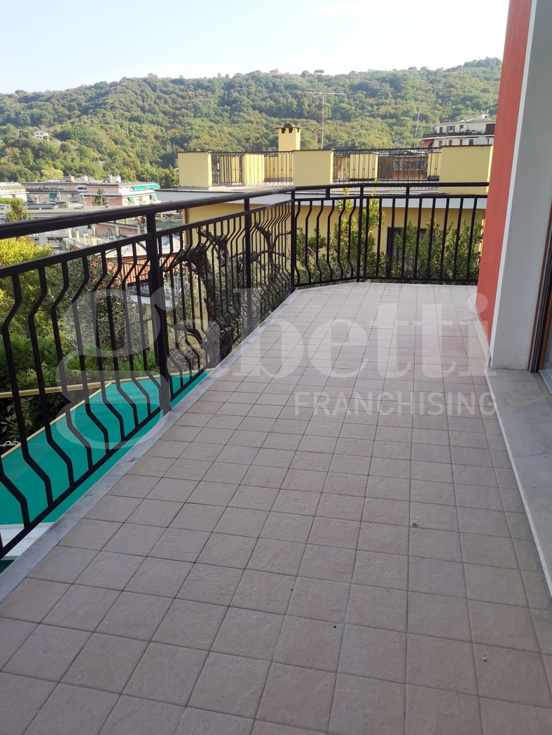 Trilocale nuovo a Rapallo