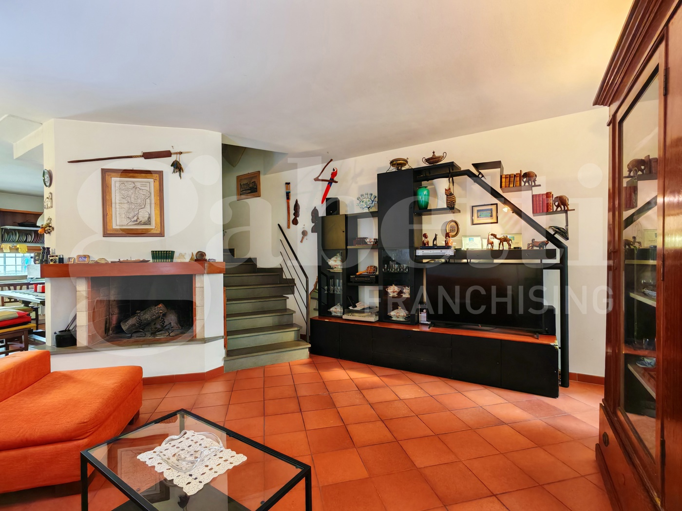 Casa indipendente con giardino a Sesto Fiorentino