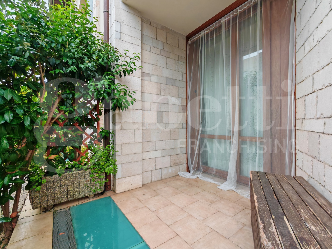 Casa indipendente con giardino a Sesto Fiorentino