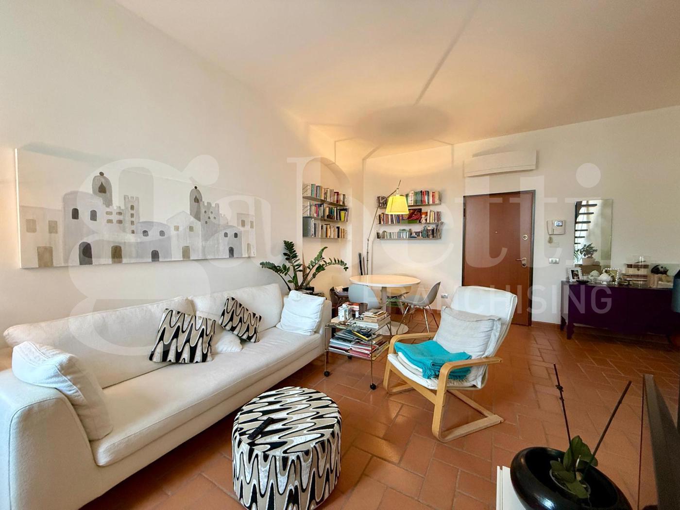 Quadrilocale in vendita a Signa