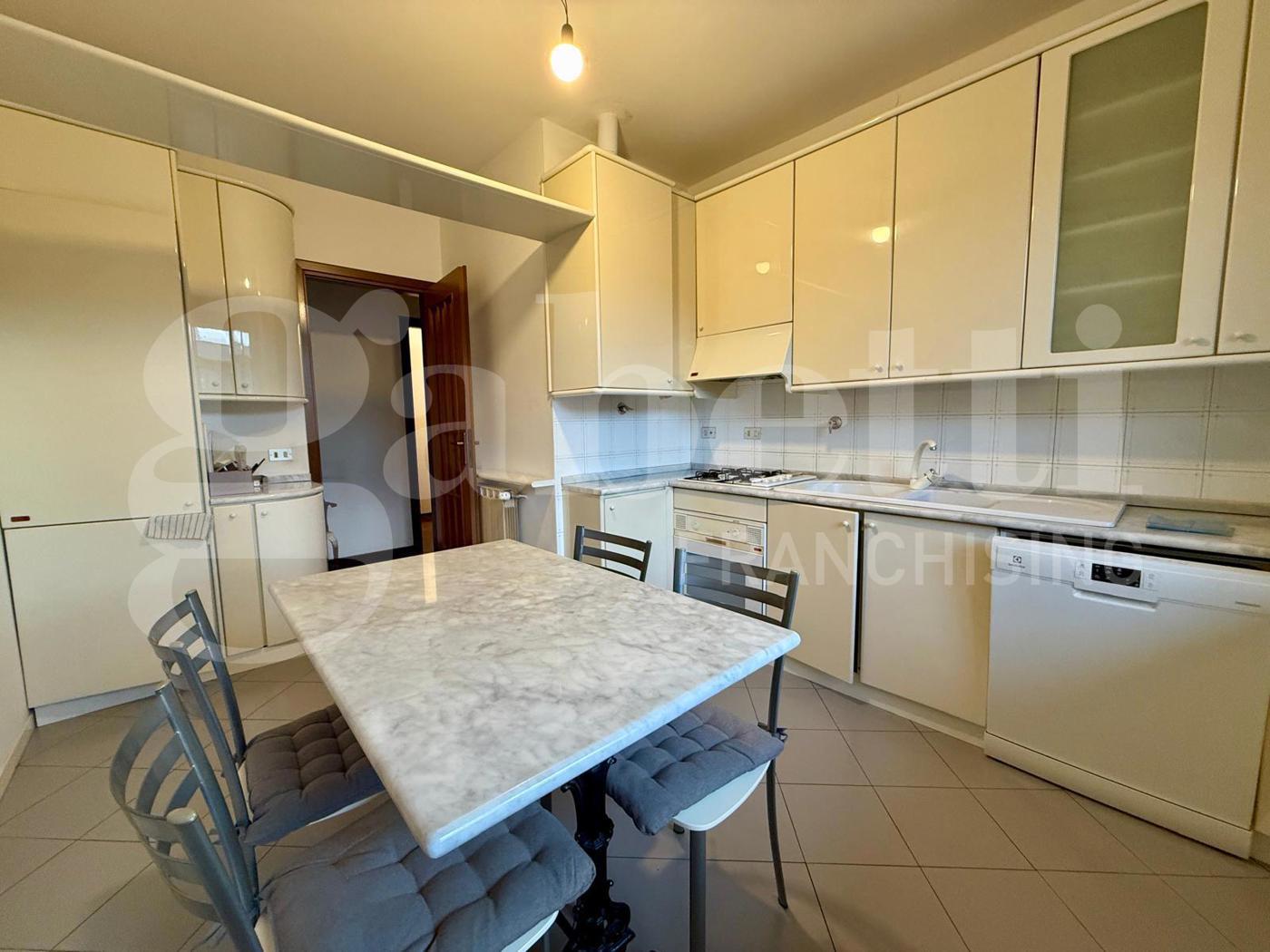 Quadrilocale in affitto a Sesto Fiorentino