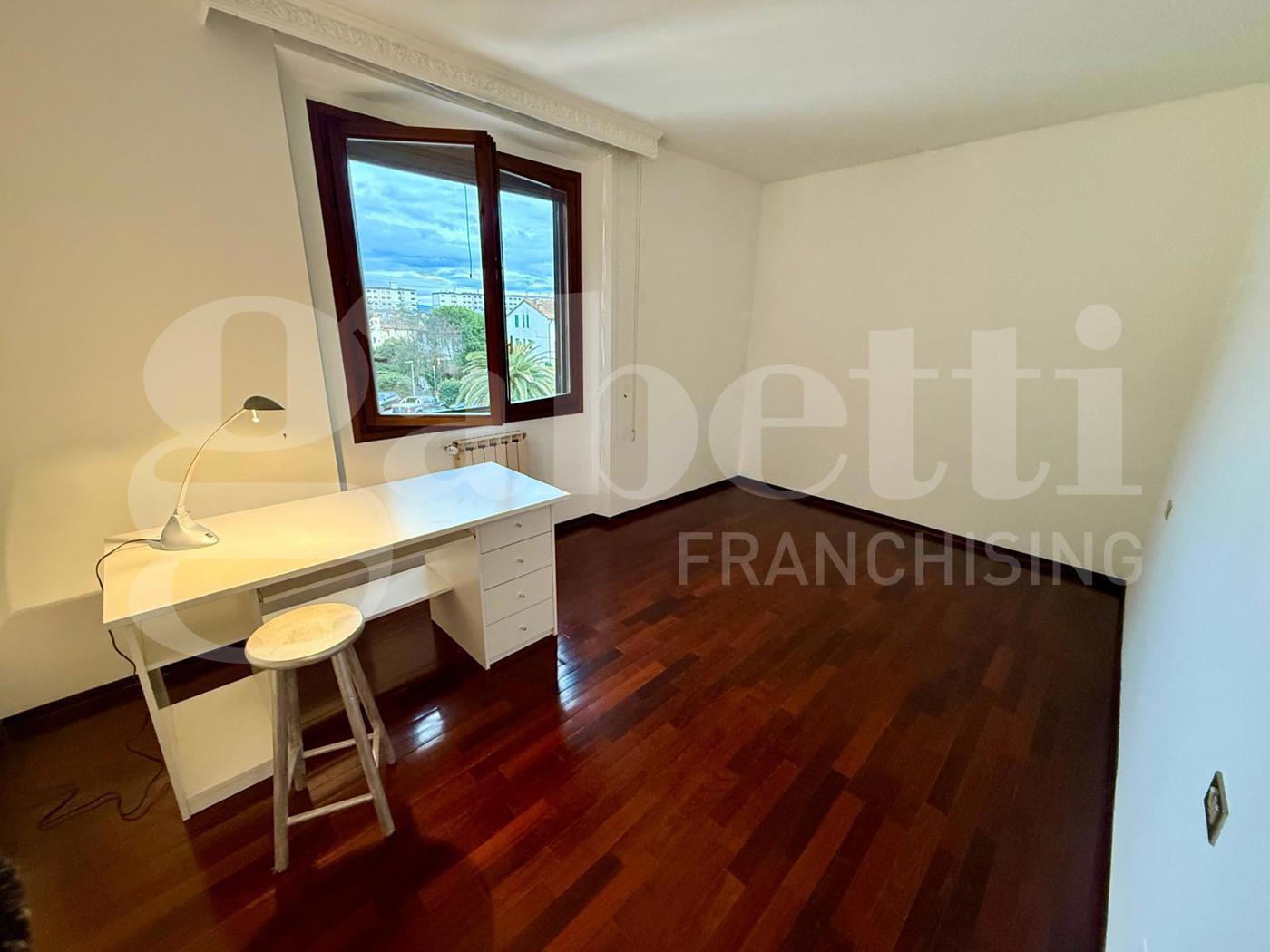 Quadrilocale in vendita a Sesto Fiorentino