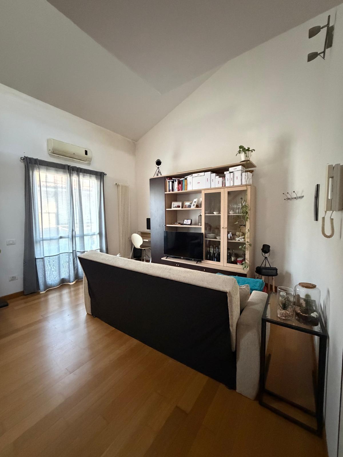 Monolocale arredato in affitto, Empoli corniola