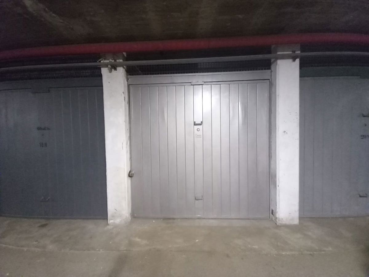 Box/Garage 15mq in vendita a Beinasco