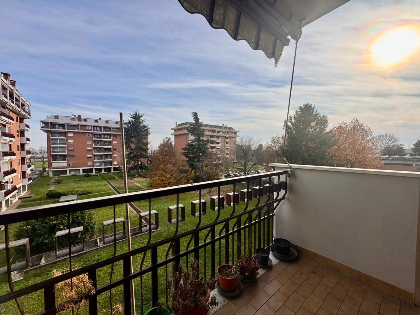 Trilocale con box doppio a Beinasco