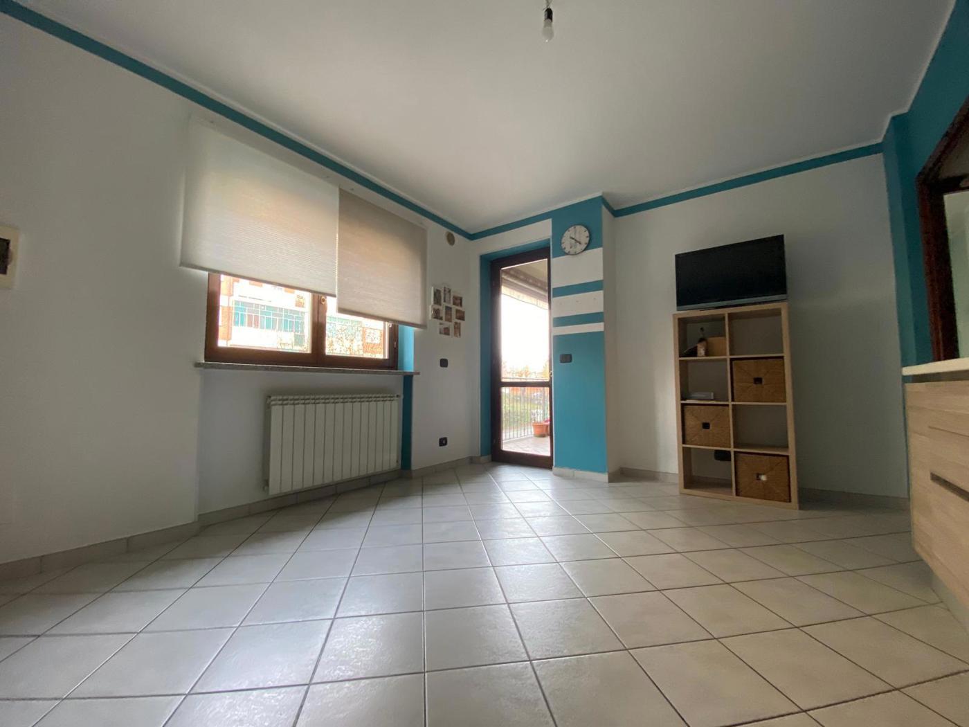 Trilocale nuovo a Beinasco