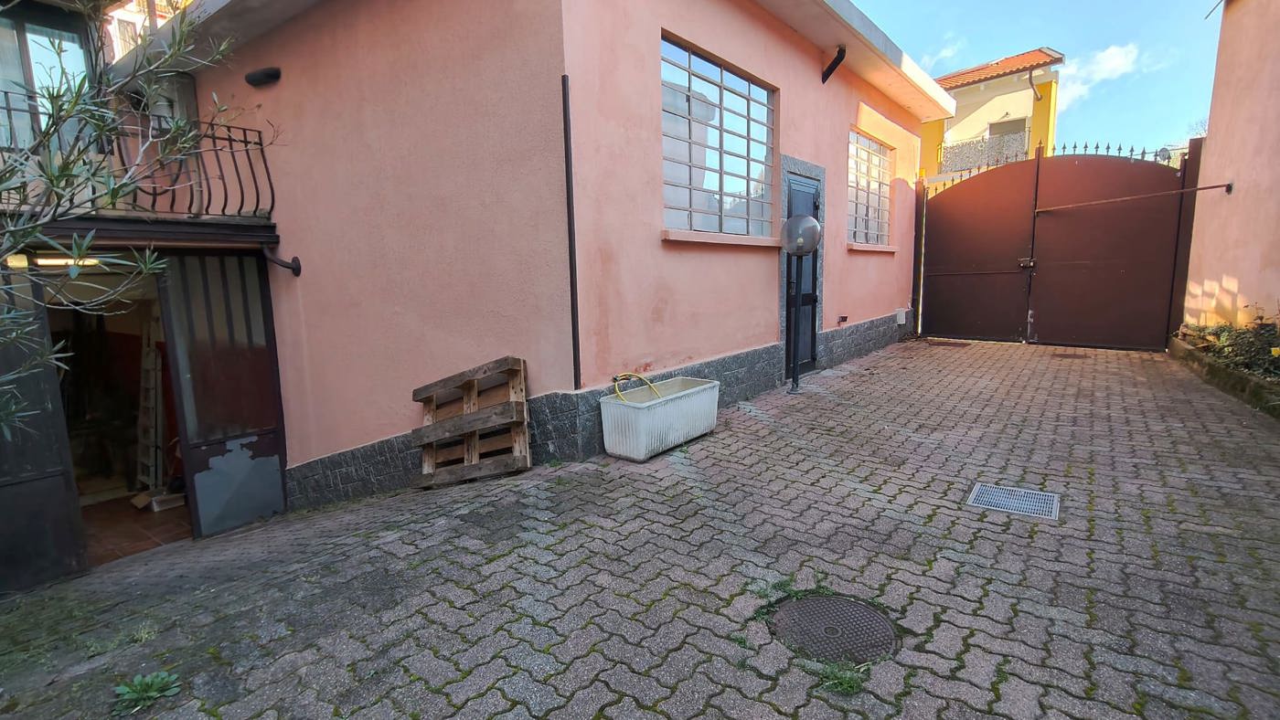 Box/Garage 40mq in vendita a Torino