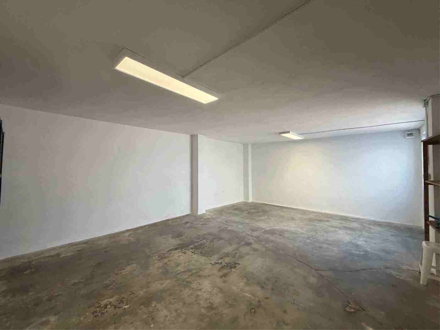 Box/Garage 40mq in vendita a Beinasco