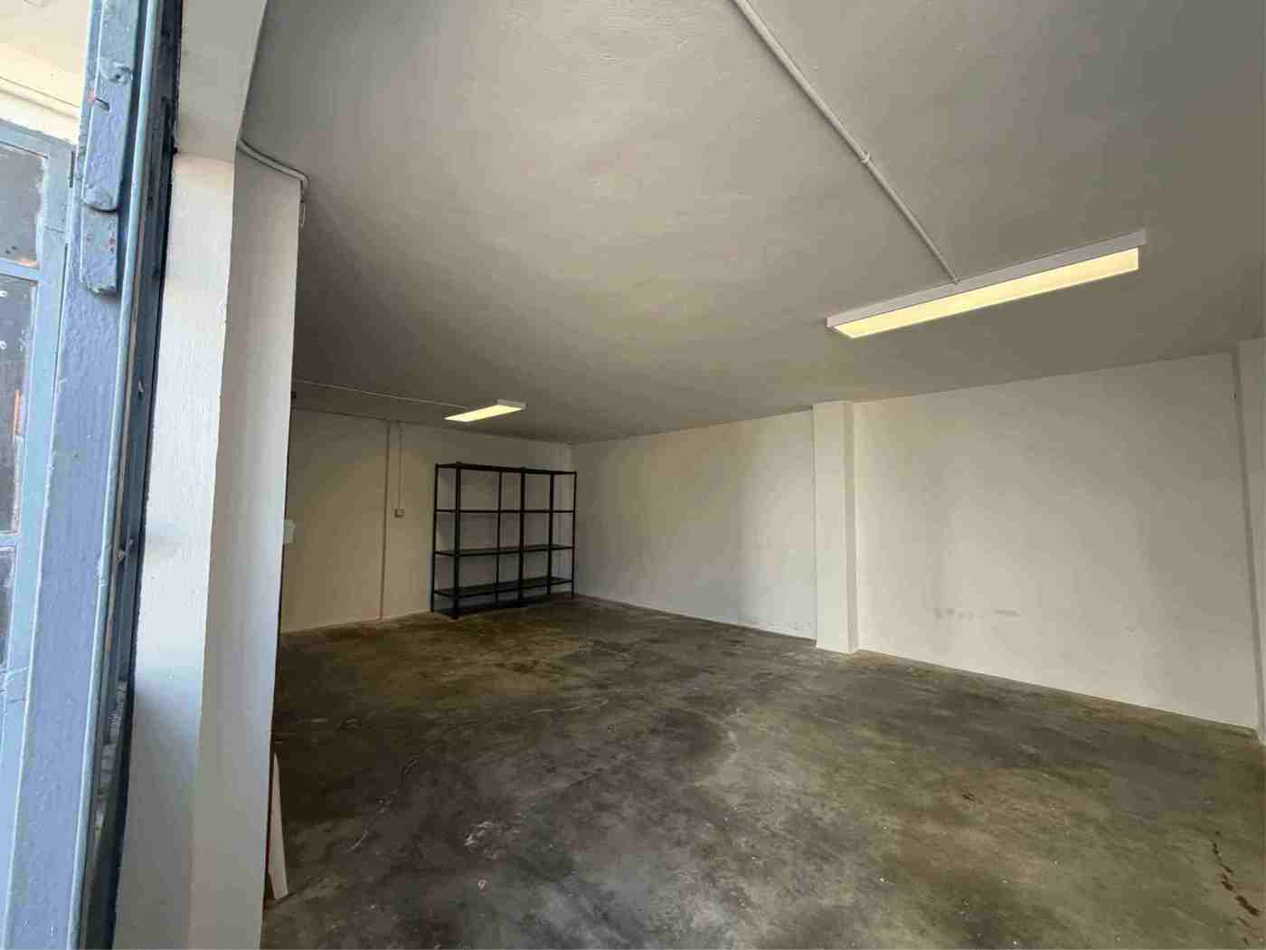 Box/Garage 40mq in vendita a Beinasco