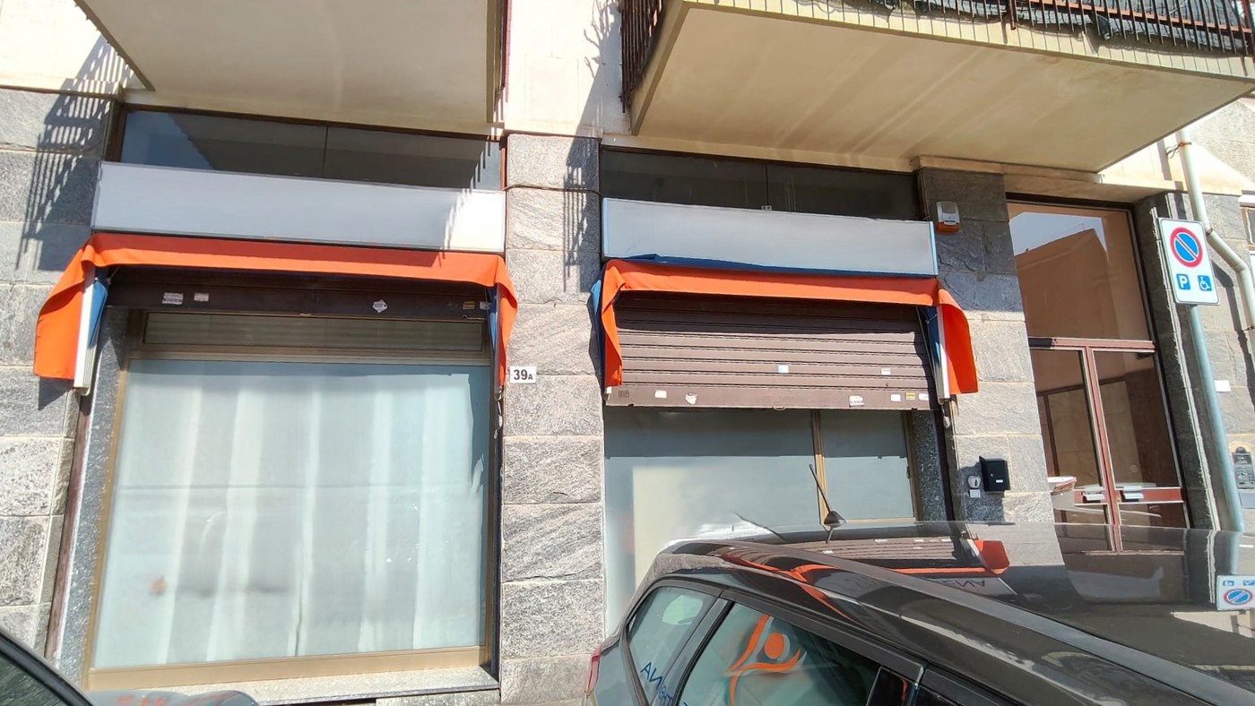 Negozio ristrutturato a Beinasco