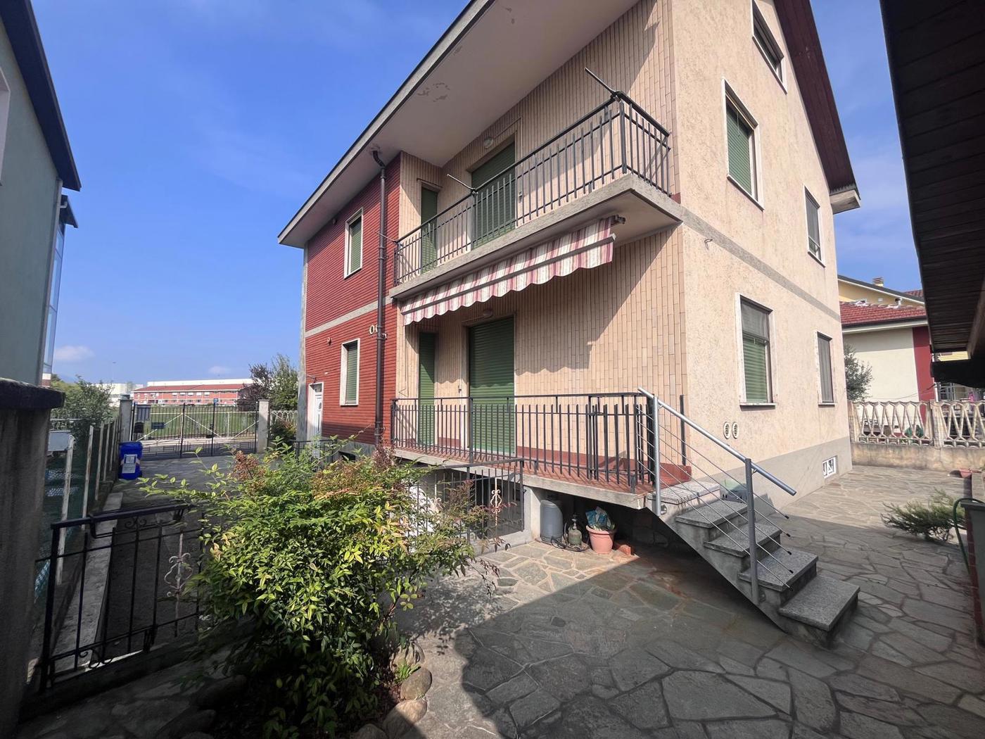 Villa Bifamiliare in vendita a Beinasco