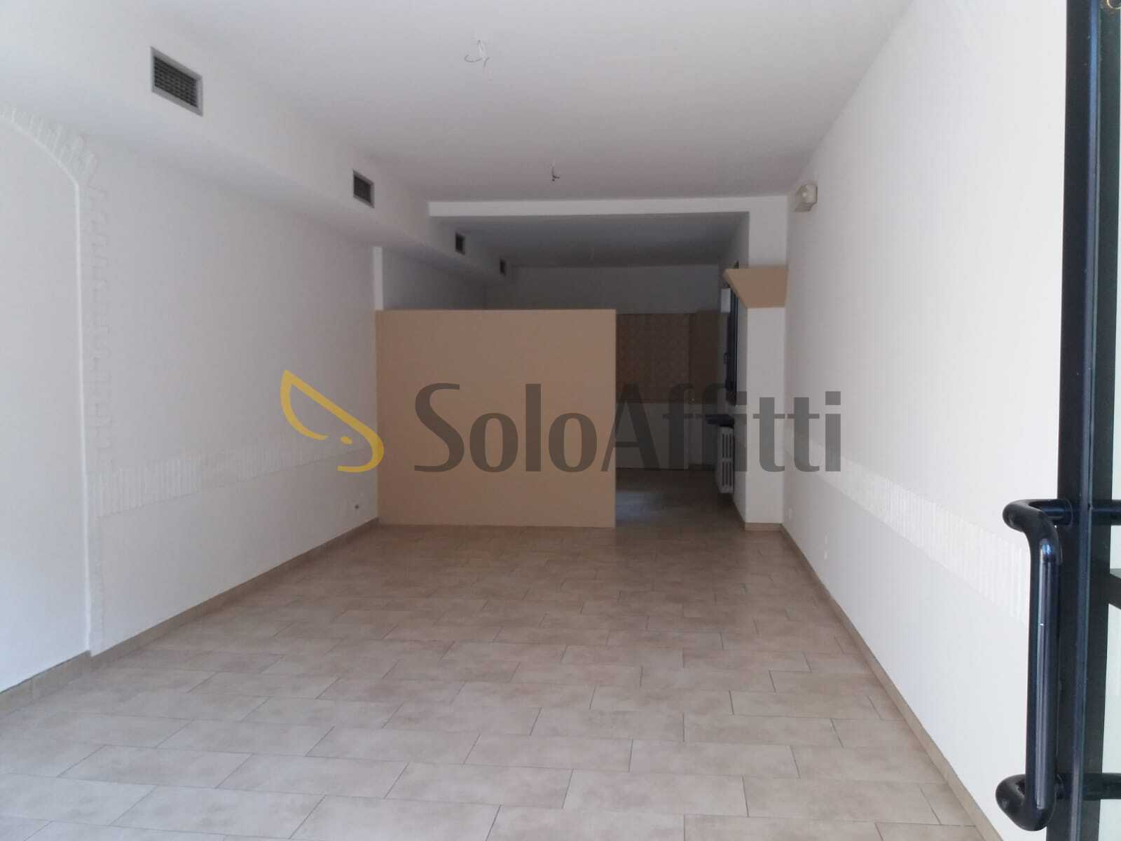 Locale commerciale in affitto in viale nicol� biondo 37, Carpi
