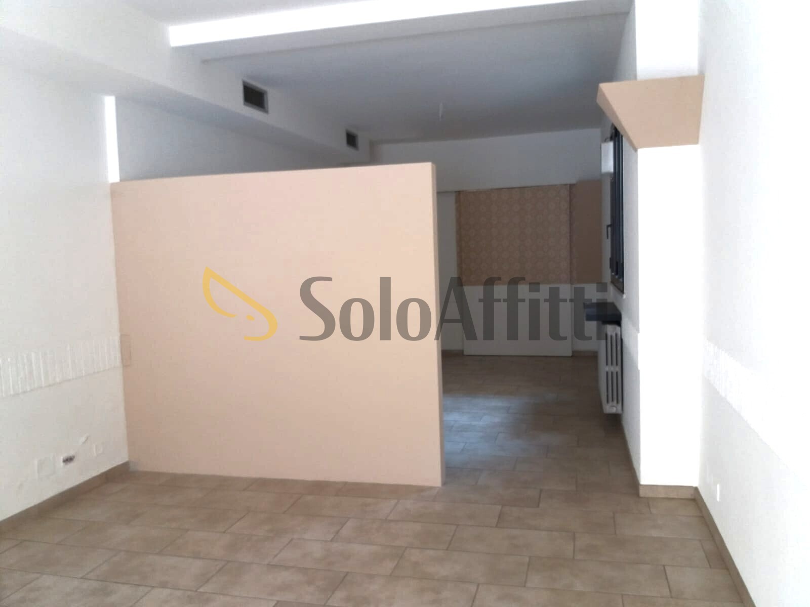 Locale commerciale in affitto in viale nicol� biondo 37, Carpi