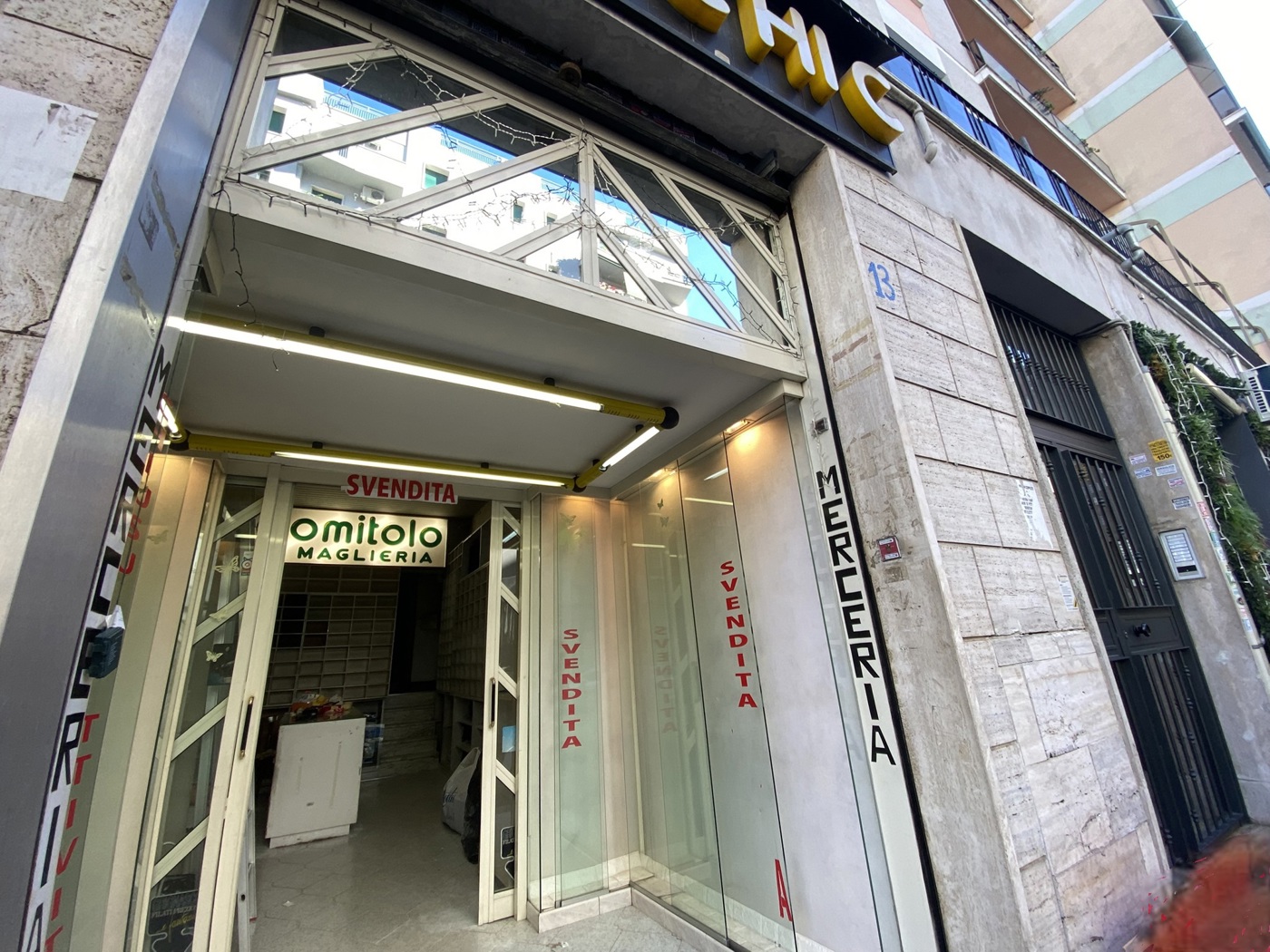 Negozio in affitto a Roma