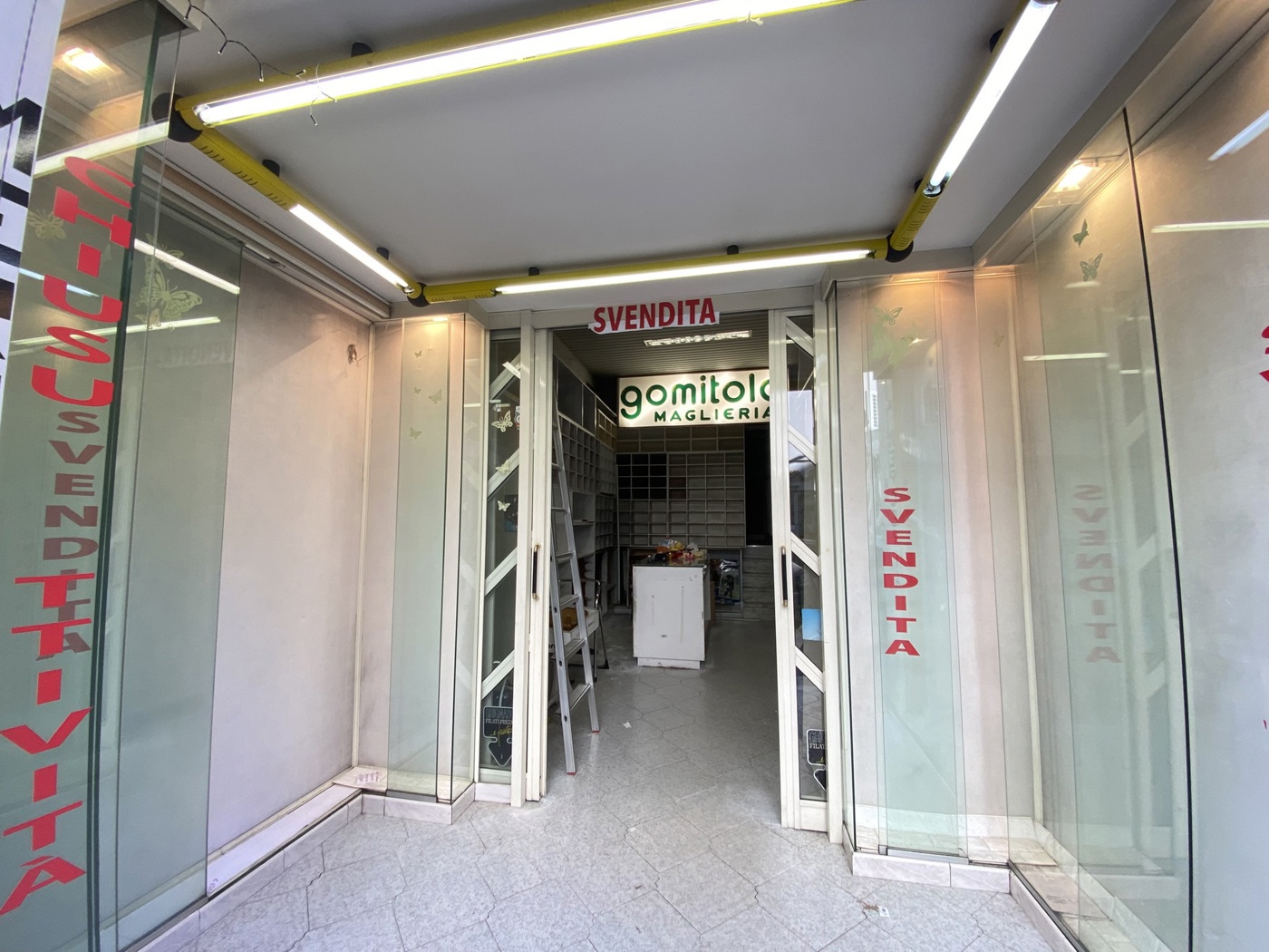 Negozio in affitto a Roma