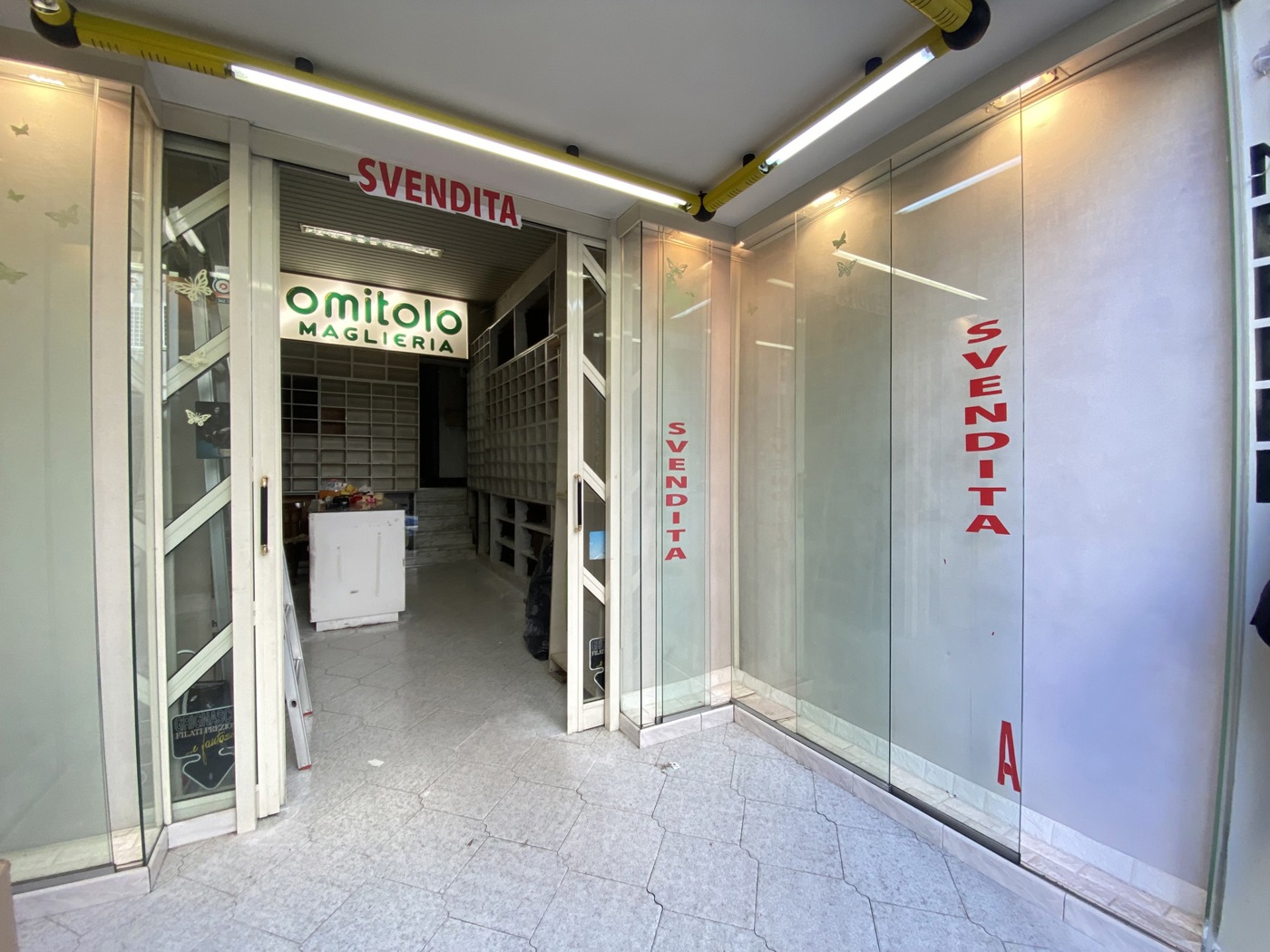 Negozio in affitto a Roma