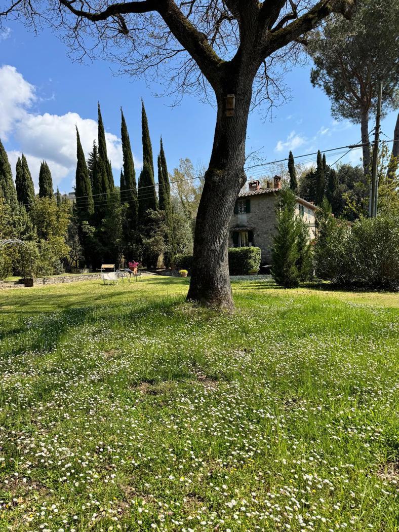 Casa indipendente con giardino a Tuoro sul Trasimeno