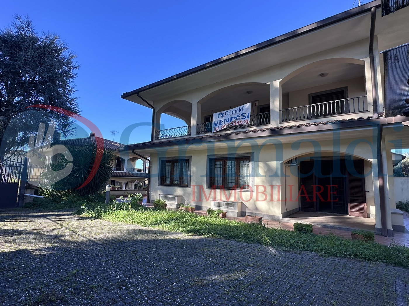 Villa Bifamiliare con giardino a Grottaferrata