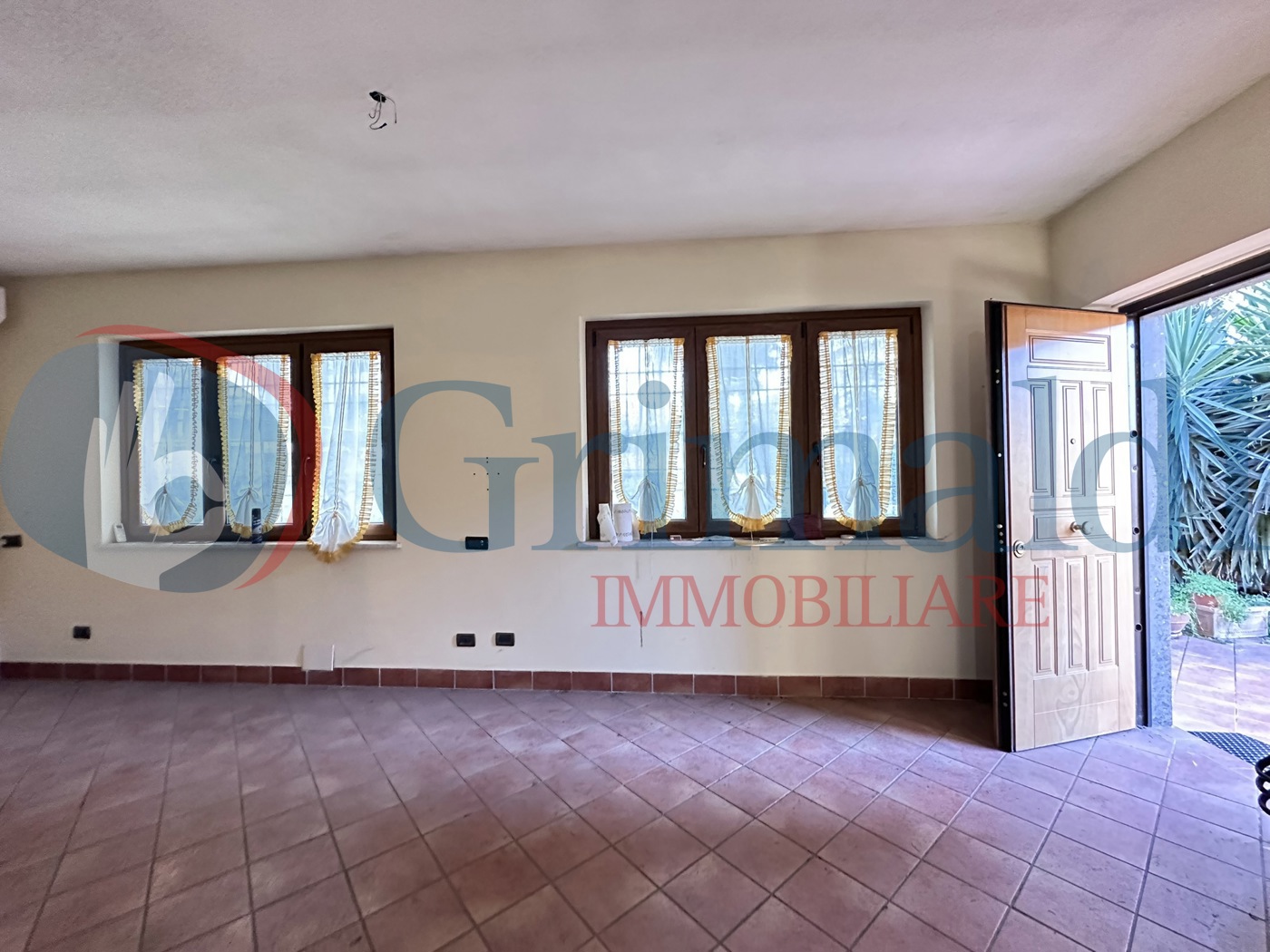 Villa Bifamiliare con giardino a Grottaferrata