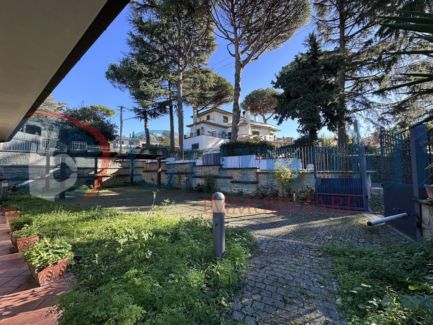 Villa Bifamiliare con giardino a Grottaferrata