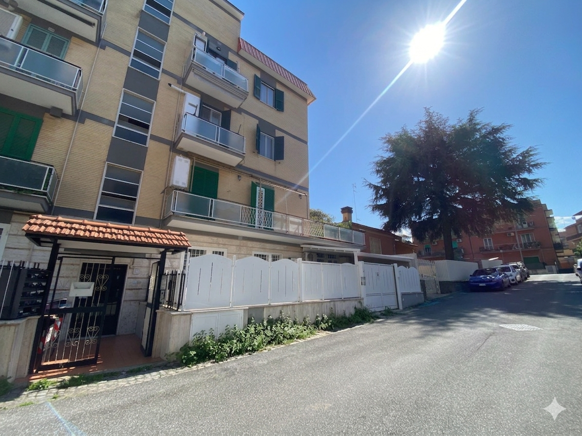 Bilocale ristrutturato a Roma