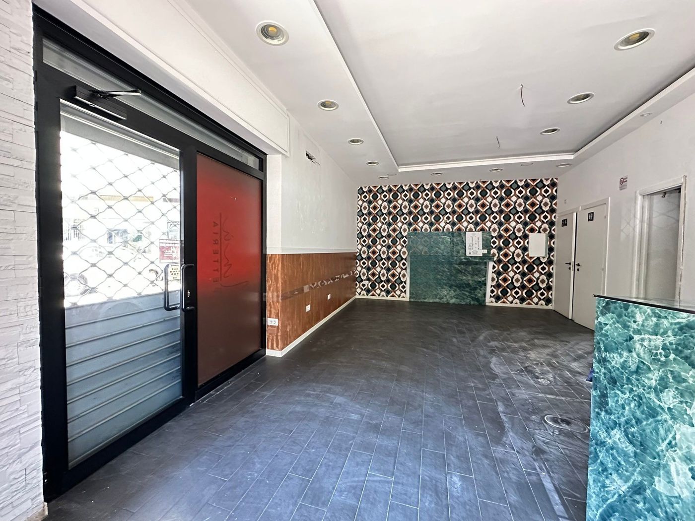 Negozio in affitto a Roma