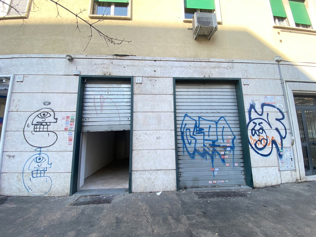 Negozio in affitto a Roma
