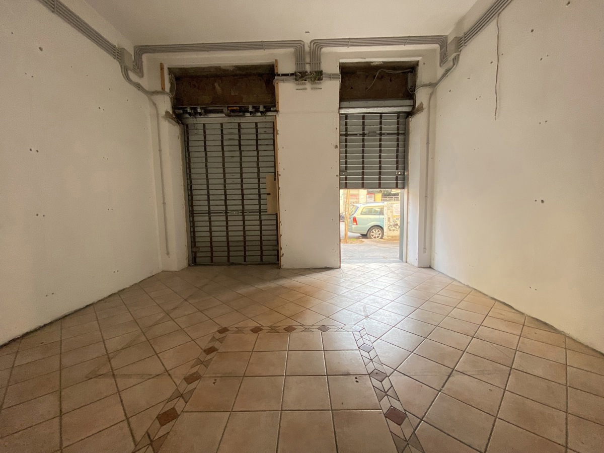 Negozio in affitto a Roma
