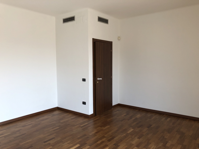 Ufficio ristrutturato a Verona