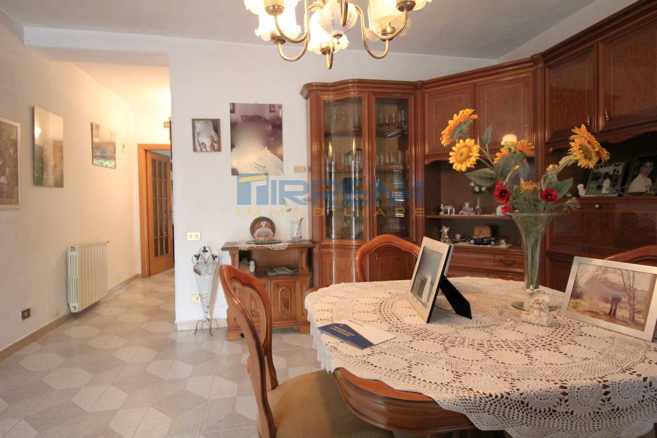 Terratetto centrale in vendita a Cascina, Zambra