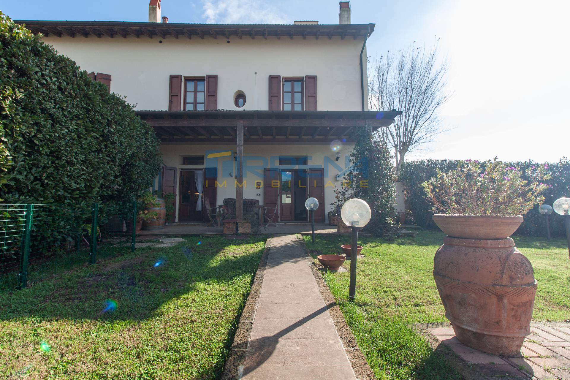 Porzione di rustico in vendita a Pisa, Marina di Pisa