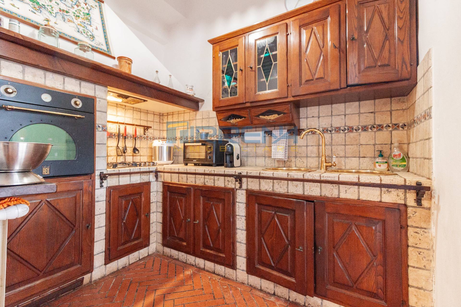 Terratetto centrale in vendita a Cascina, San Lorenzo alle Corti