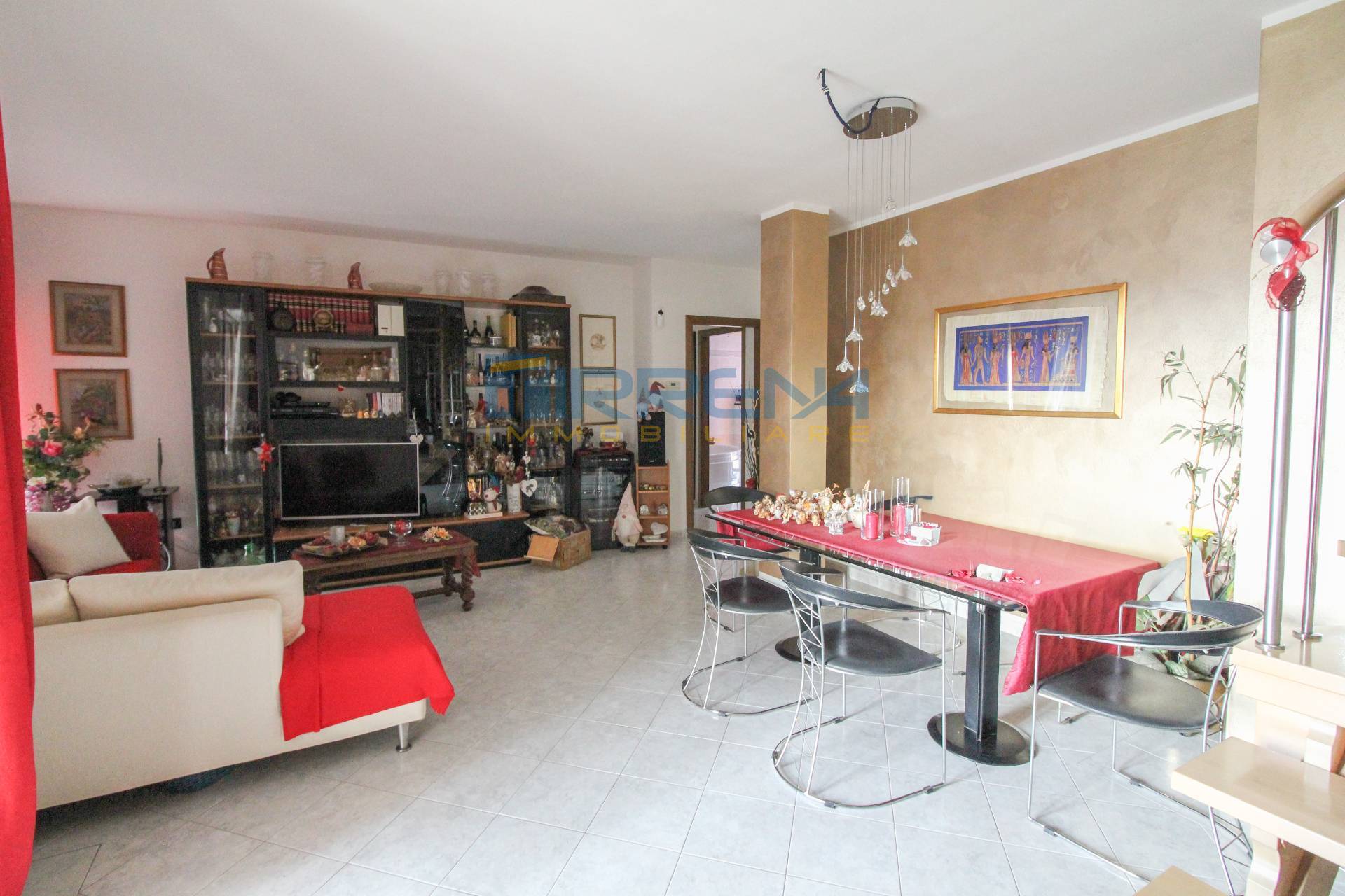 Appartamento in vendita a Cascina