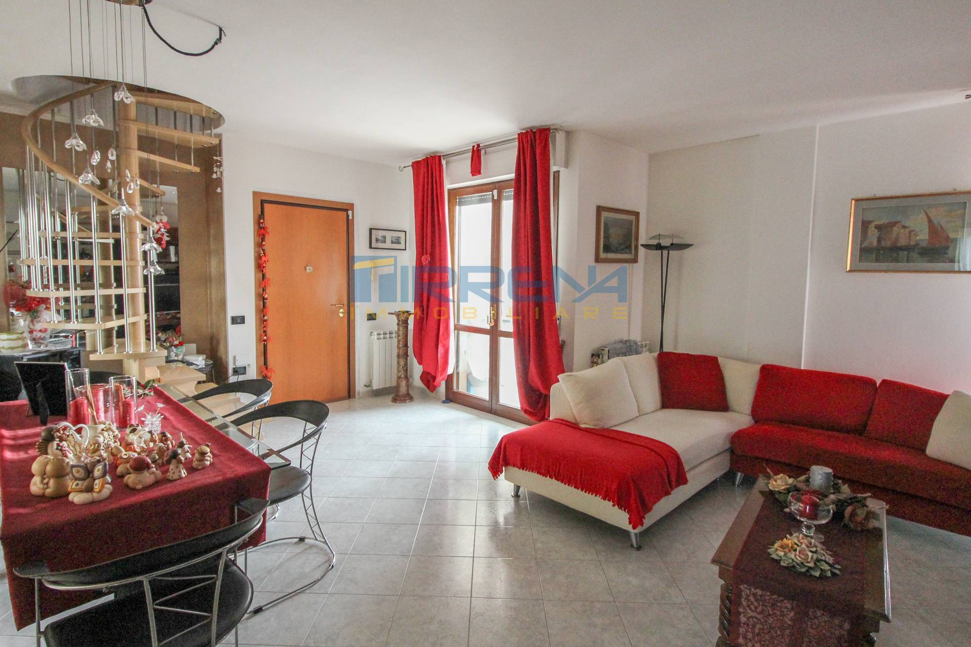 Appartamento in vendita a Cascina