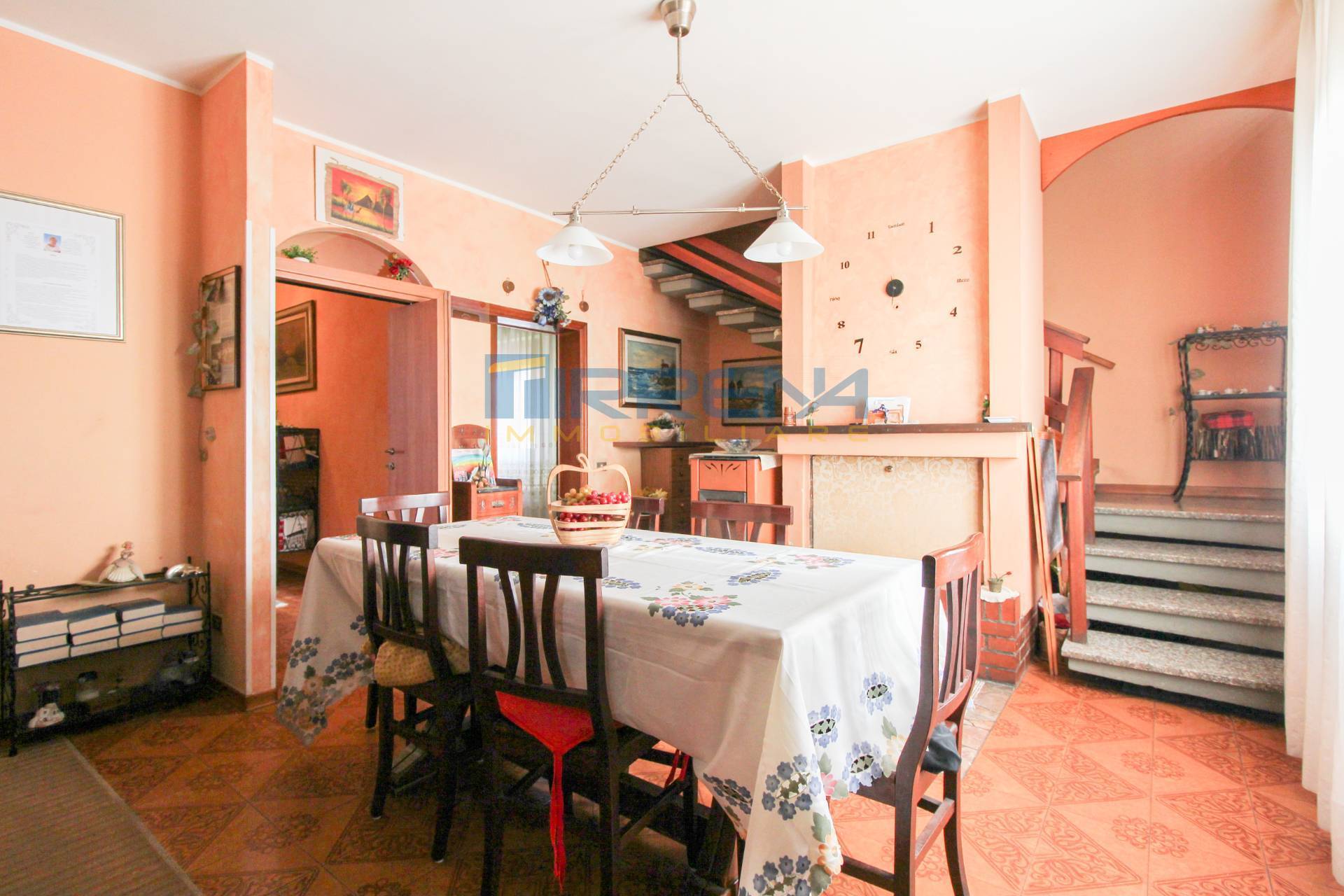 Villa trifamiliare in vendita a Vicopisano, Uliveto Terme