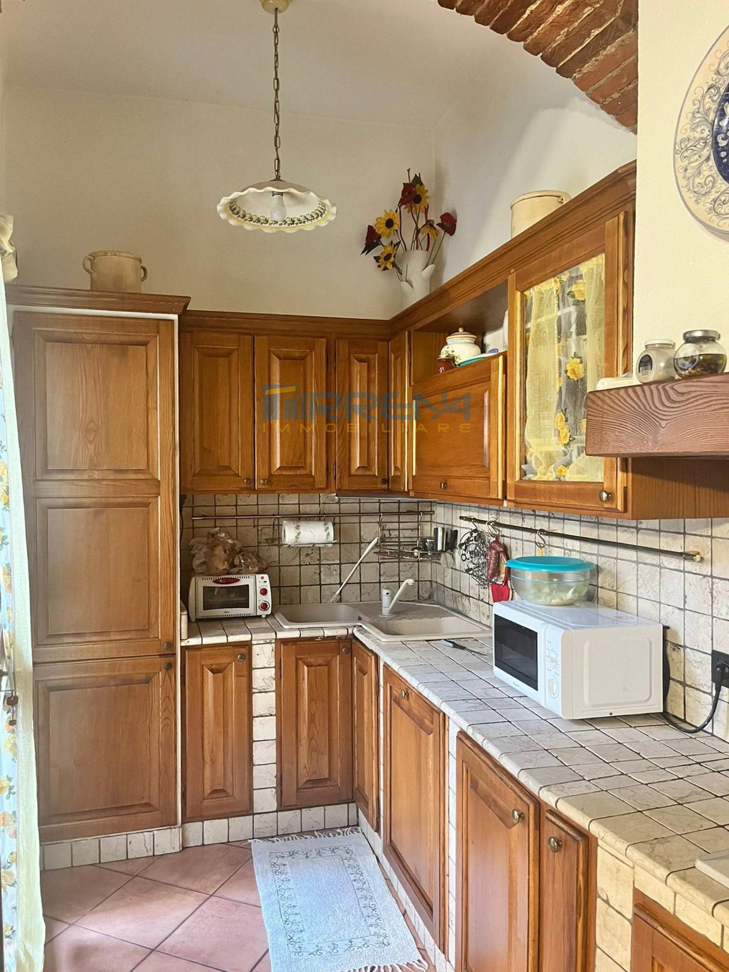 Terratetto centrale in vendita a Cascina, San Lorenzo alle Corti