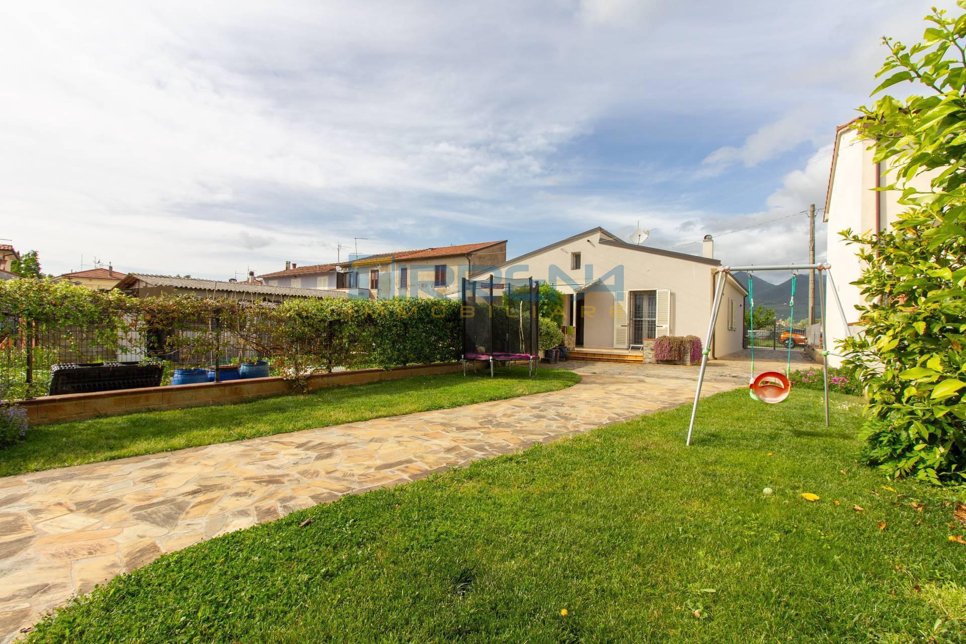 Viareggina in vendita a Cascina, San Lorenzo alle Corti
