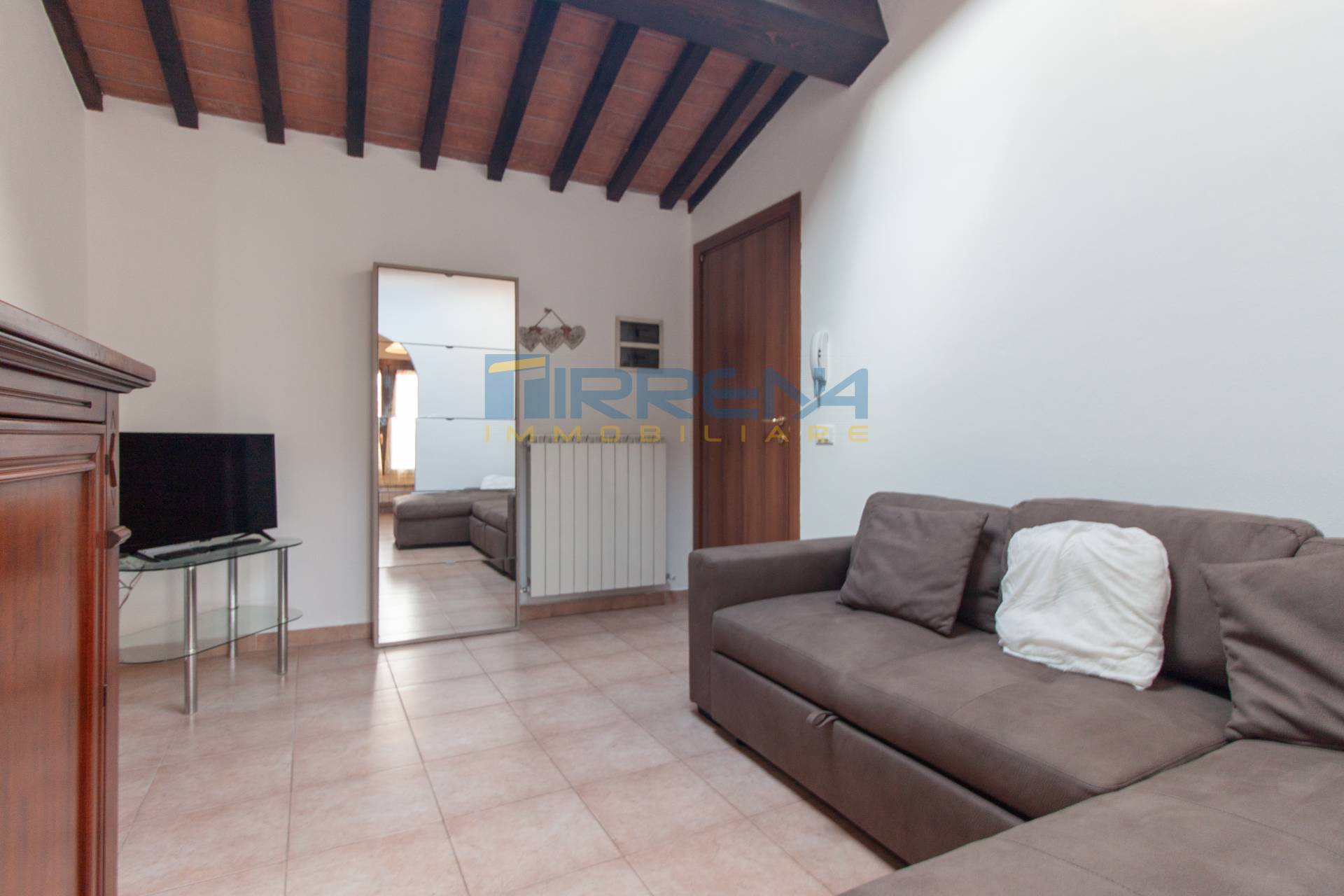Appartamento Indipendente in affitto a Cascina, Ripoli