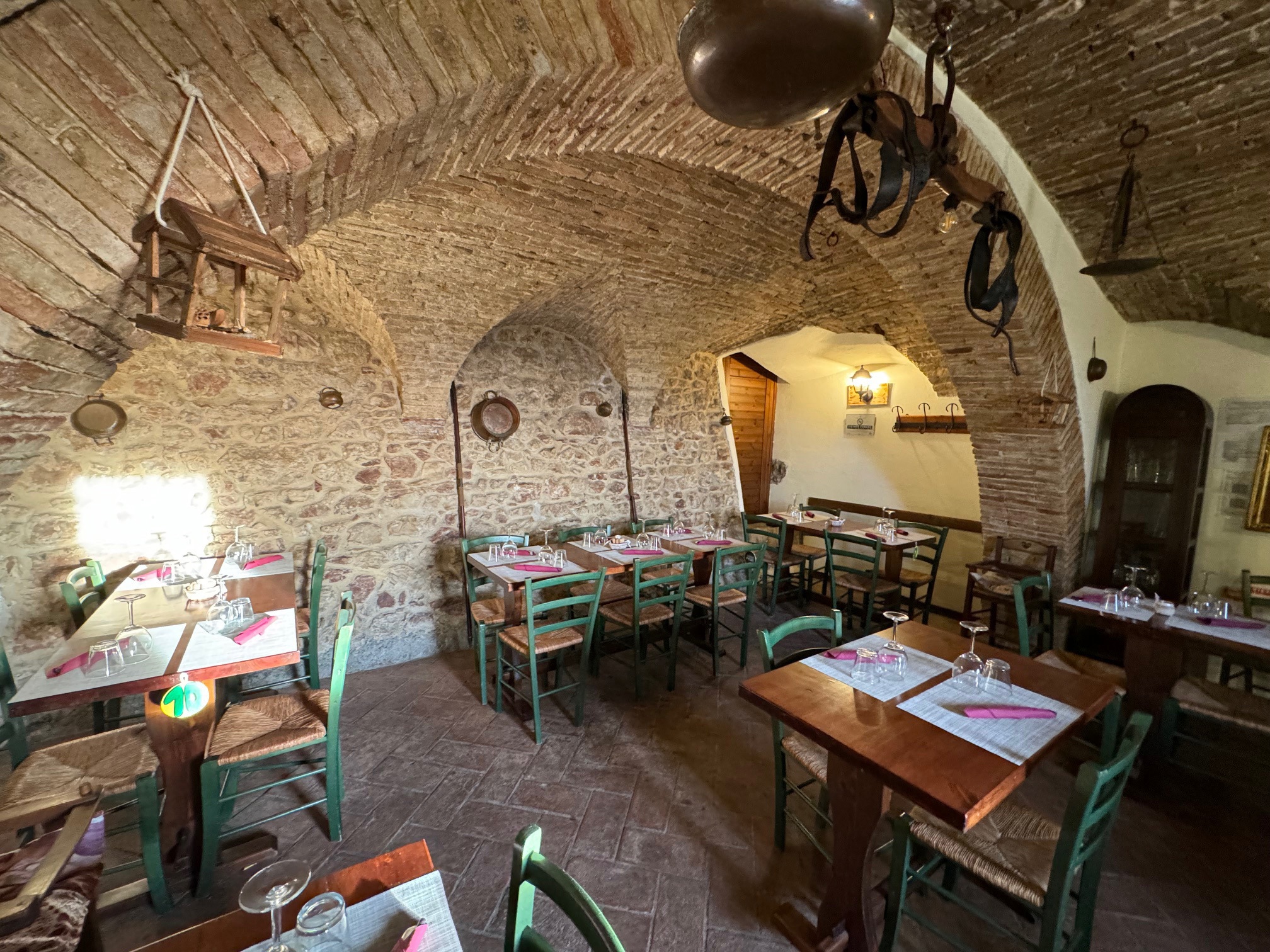 Attivit commerciale Ristorante e pizzeria in vendita a Stroncone