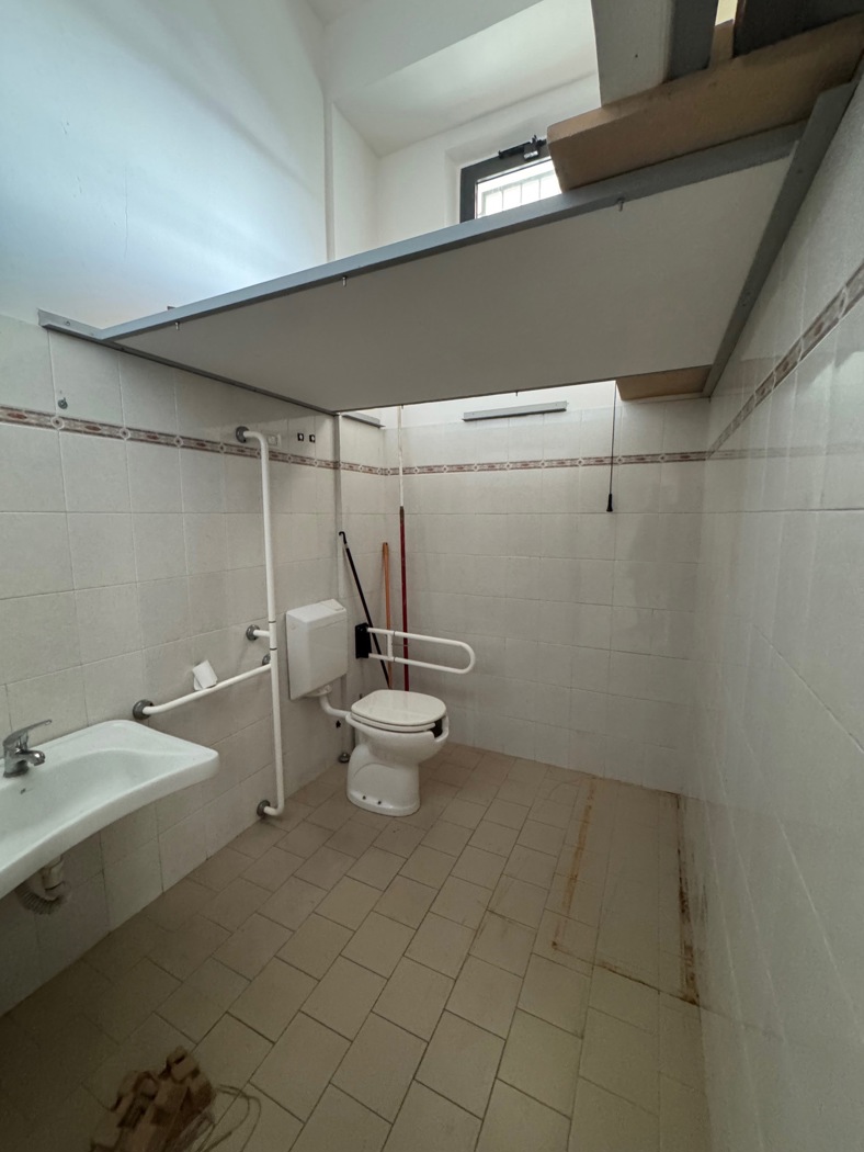 Negozio in vendita a Terni