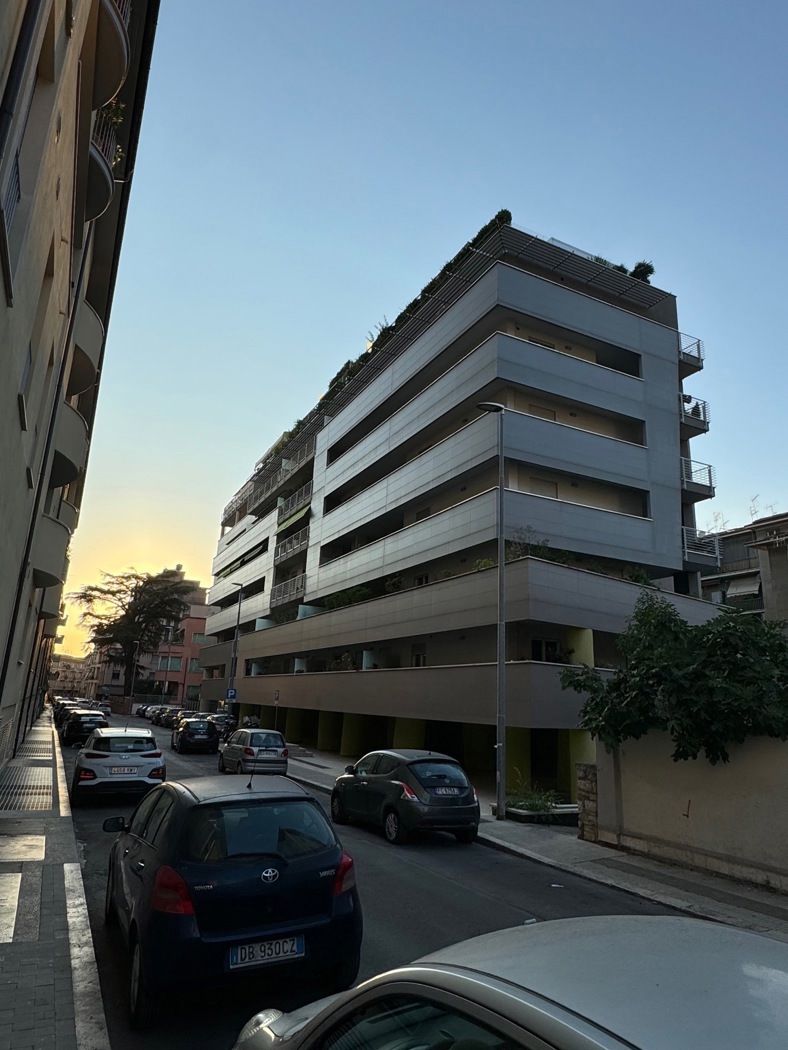 Bilocale arredato in affitto a Terni