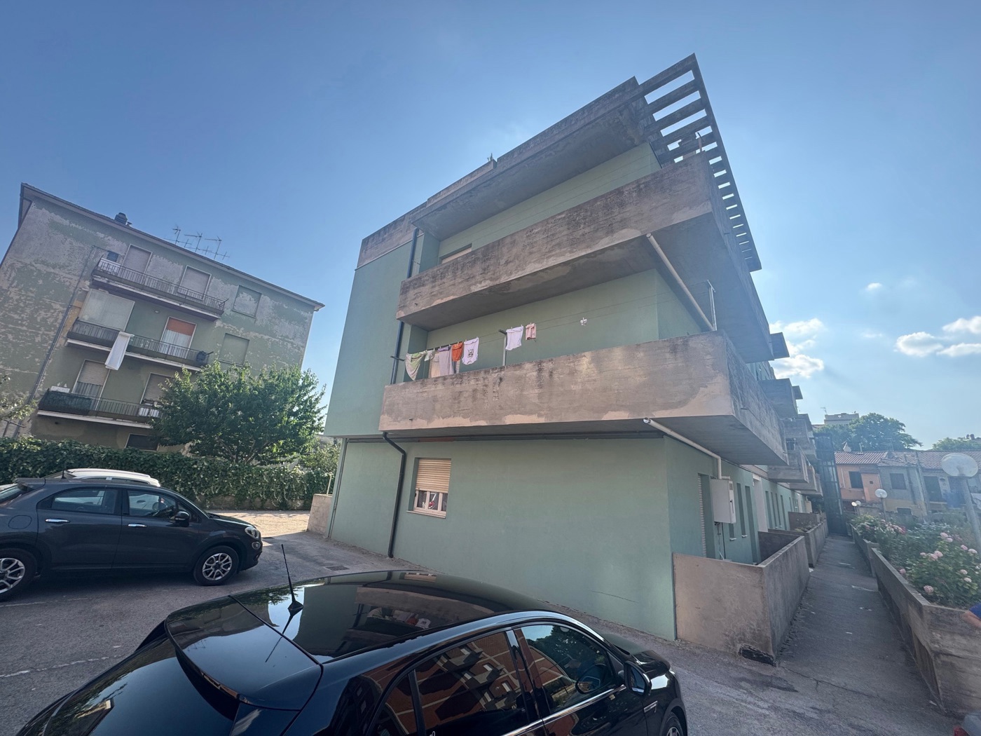 Attico con box a Terni
