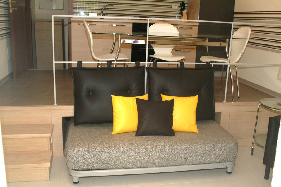 Monolocale arredato in affitto a Terni