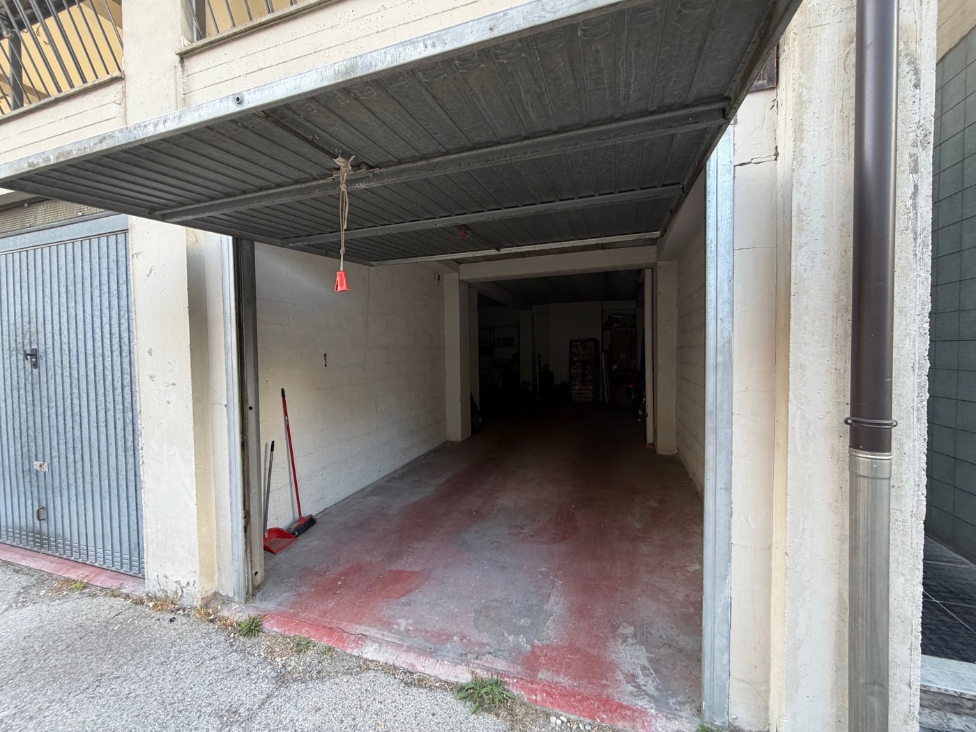 Box/Garage 50mq in vendita a Terni
