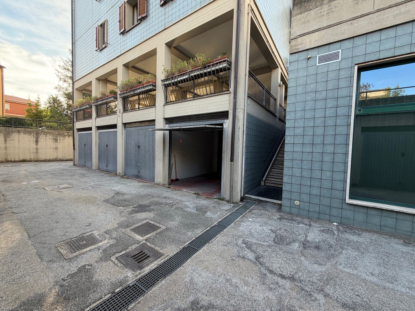 Box/Garage 50mq in vendita a Terni